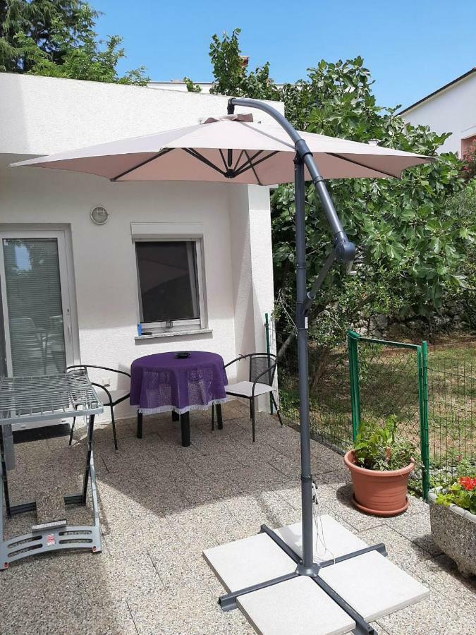Studio Lea Krk Town Exterior photo